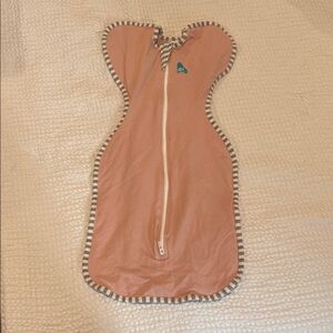 Love to Dream Swaddle 🩷